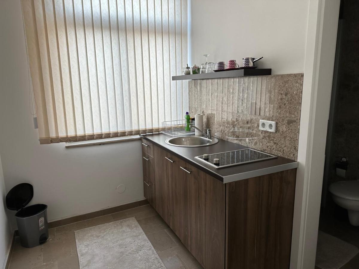 Royal City Apartments يايتشه المظهر الخارجي الصورة